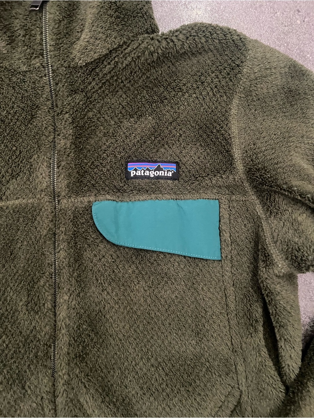 Patagonia® Women’s Full-Zip Re-Tool
Jacket. Fatigue Green. Size S. EUC - Picture 5 of 15